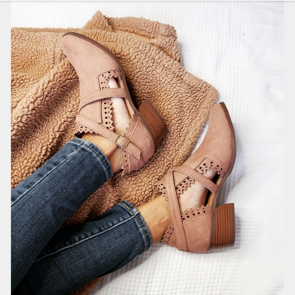 //The Abigail// mauve bootie